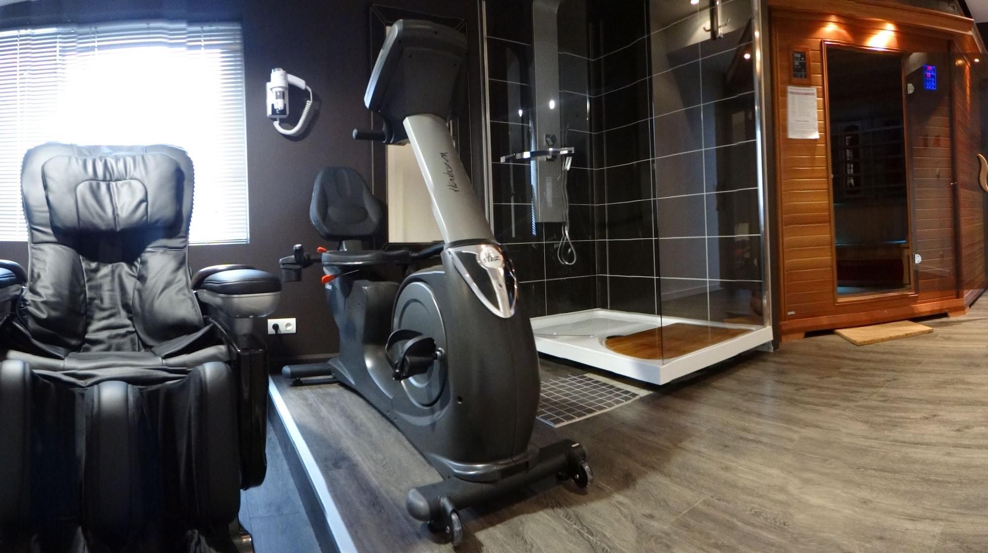 Logis - Arc En Ciel Et D'olonne Hotel 3*